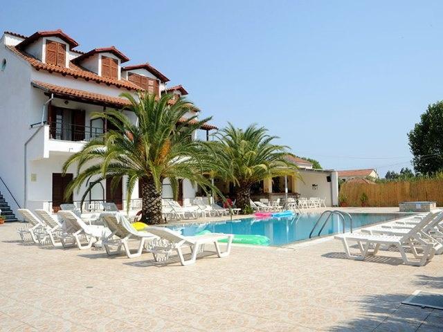 Captains Studios & Apartments Kávos Екстериор снимка