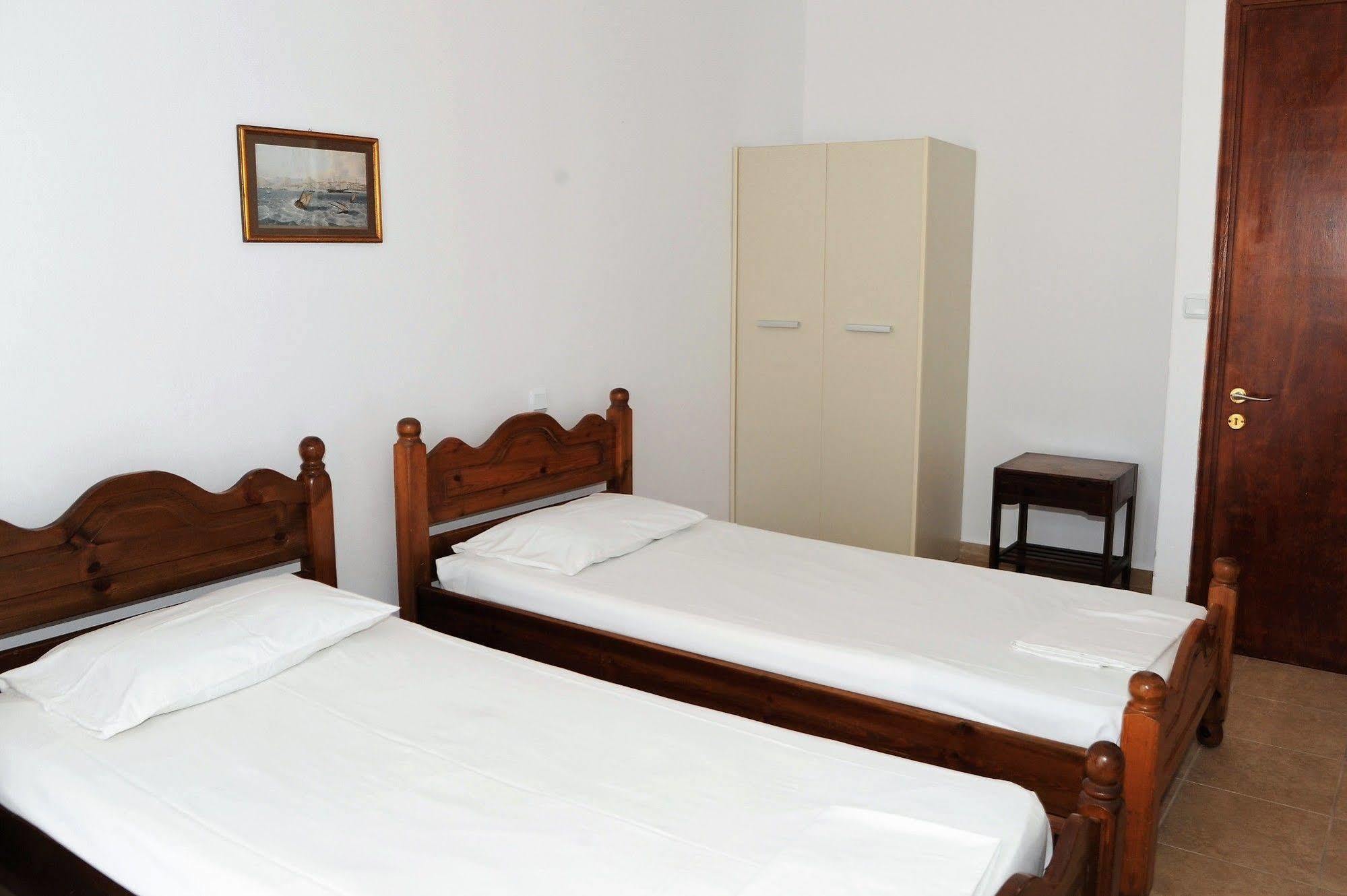 Captains Studios & Apartments Kávos Екстериор снимка
