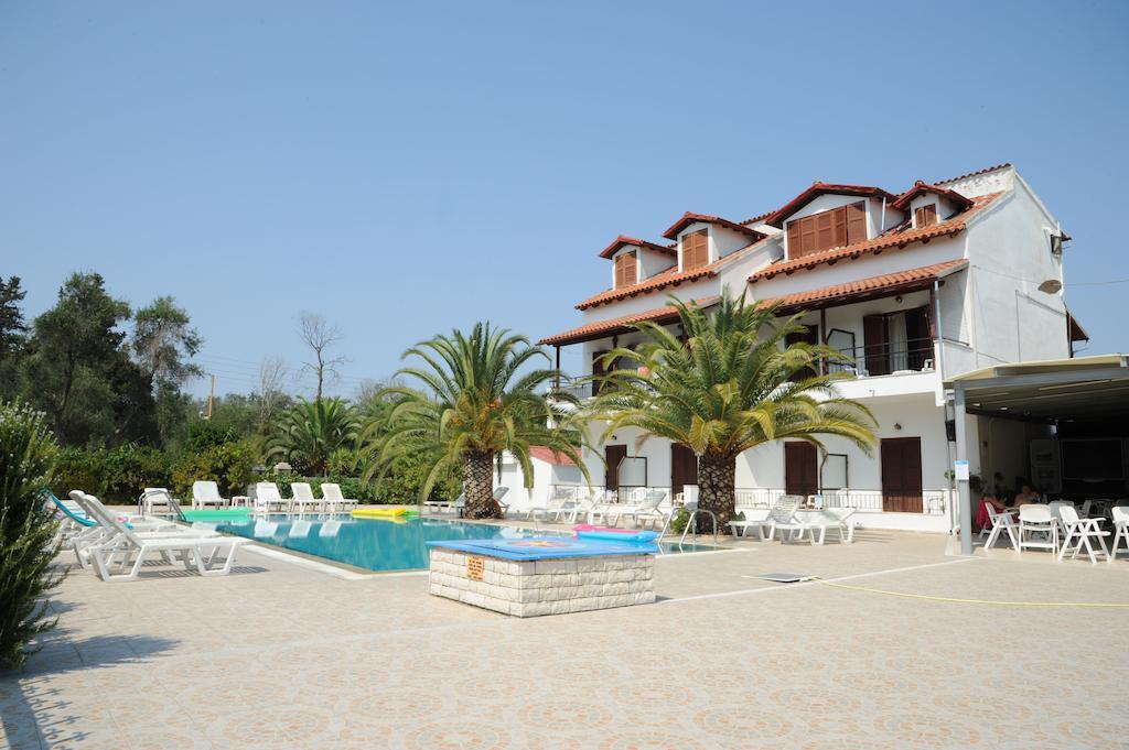 Captains Studios & Apartments Kávos Екстериор снимка